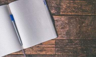 "How to Write a College Essay":  Tips from College Admissions Experts by The US News