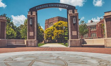 Advice for Writing Successful Application Essays from Purdue University