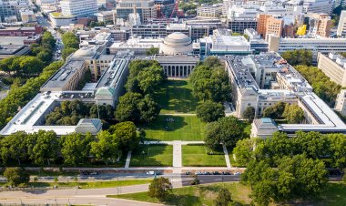 Dancing after a double surgery, by Grace Kuffner, class of 2020