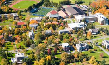 Hamilton College: Tips for a Good College Essay